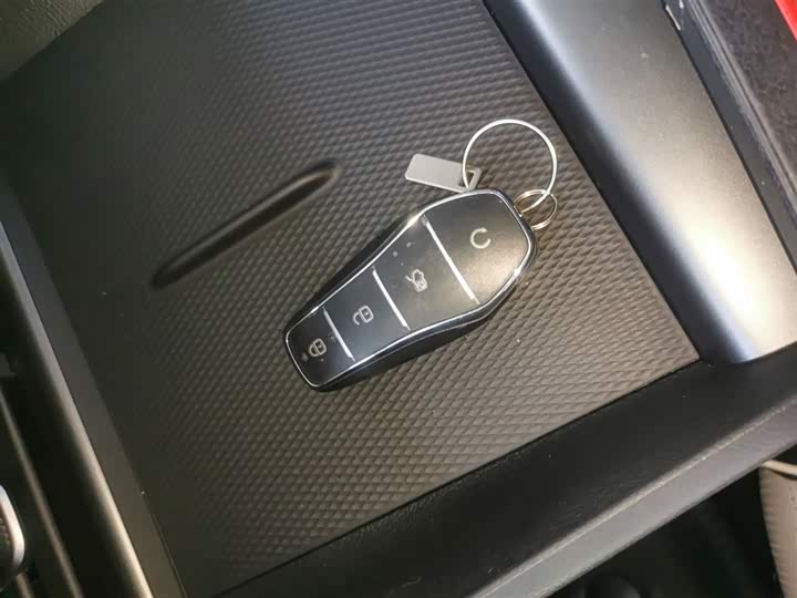 Фото 9 - BYD Seal 05 DM-i Hybrid