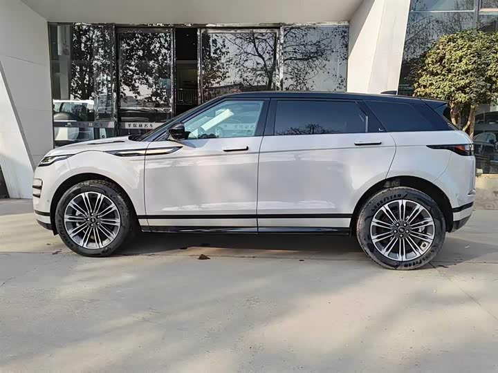 Land Rover Range Rover Evoque L 2026 2026款 揽胜极光 L HSE