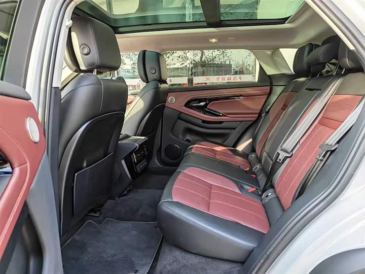 Land Rover Range Rover Evoque L 2026 2026款 揽胜极光 L HSE