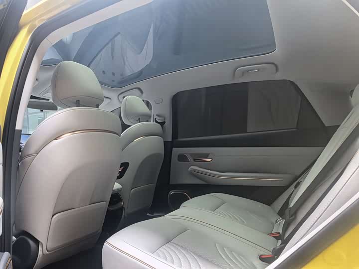 Baojun Xiangjing 2025 2025款 插混 140km豪华版