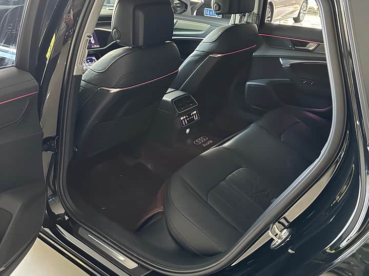 Photo 5 - Audi A6L