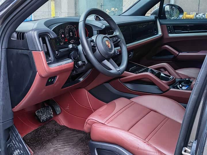 Porsche Cayenne 2025 2025款 Cayenne 3.0T 逐梦版