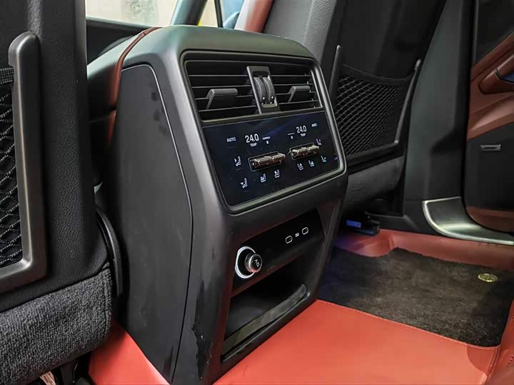 Porsche Cayenne 2025 2025款 Cayenne 3.0T 逐梦版