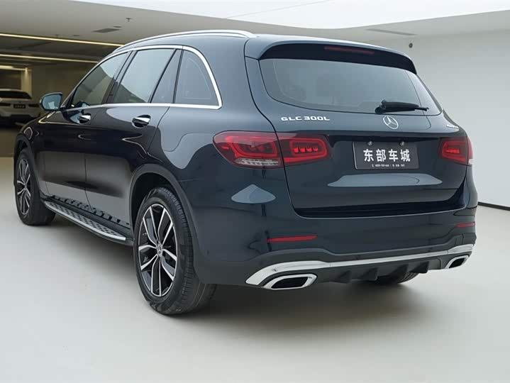 Zdjęcie 4 - Mercedes-Benz GLC-Class