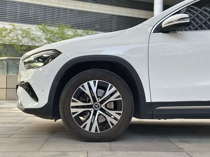 2024 Mercedes-Benz GLA-Class