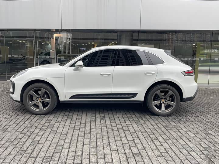 Porsche Macan 2025 2025款 Macan 2.0T 逐梦版