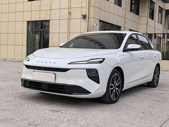 Roewe D6 2025 2025款 450km 尊享版