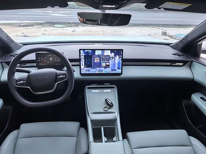 Roewe D6 2025 2025款 450km 尊享版