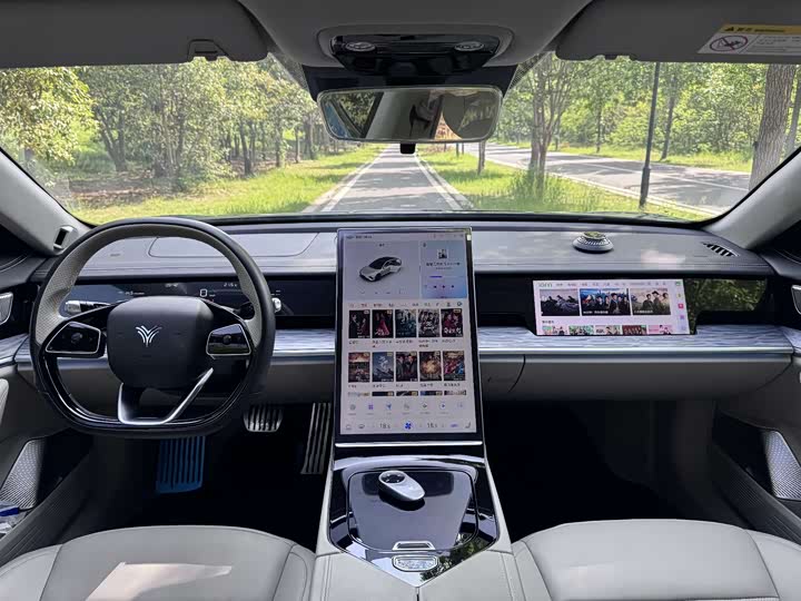 Hozon S 2022 2022款 纯电 715km 后驱中版
