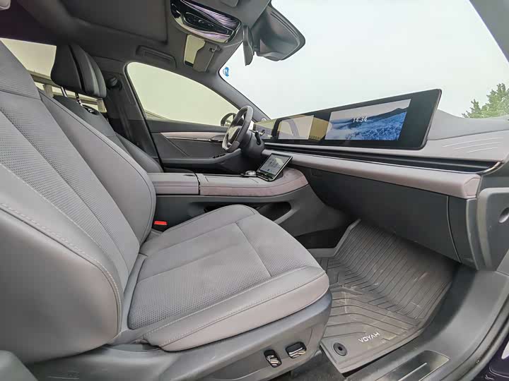 Voyah Passion 2024 2024款 PHEV 四驱超长续航行政版