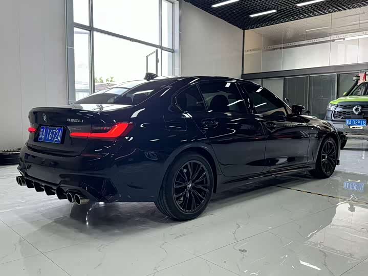 Zdjęcie 4 - BMW 3 Series