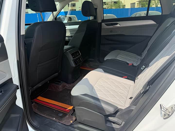 Volkswagen Tavendor 2023 2023款 380TSI 四驱R-Line巡游版