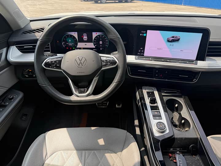 Volkswagen Tavendor 2023 2023款 380TSI 四驱R-Line巡游版