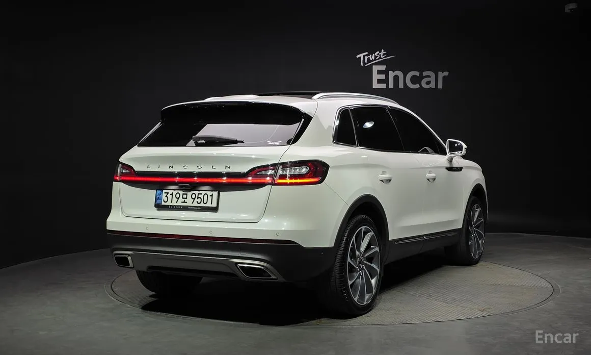 Lincoln Nautilus 2019 2.7 202A AWD