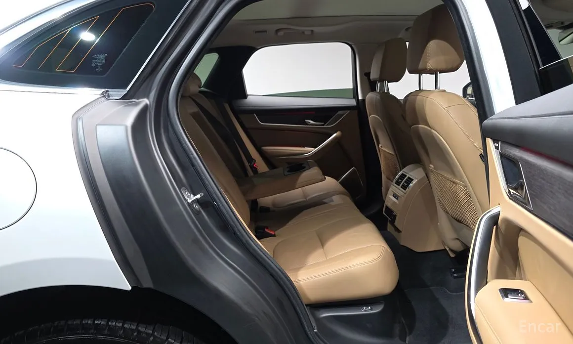 Jaguar F-Pace 2016 P 250 SE