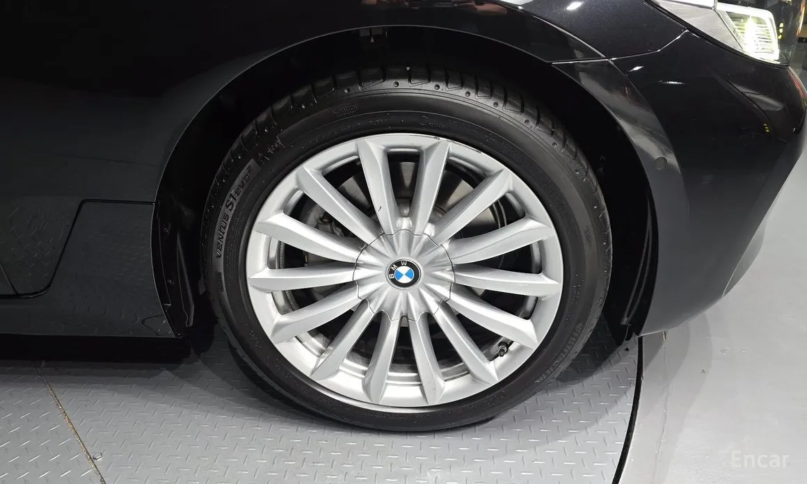 BMW Gran Turismo 2017 630i xDrive Luxury