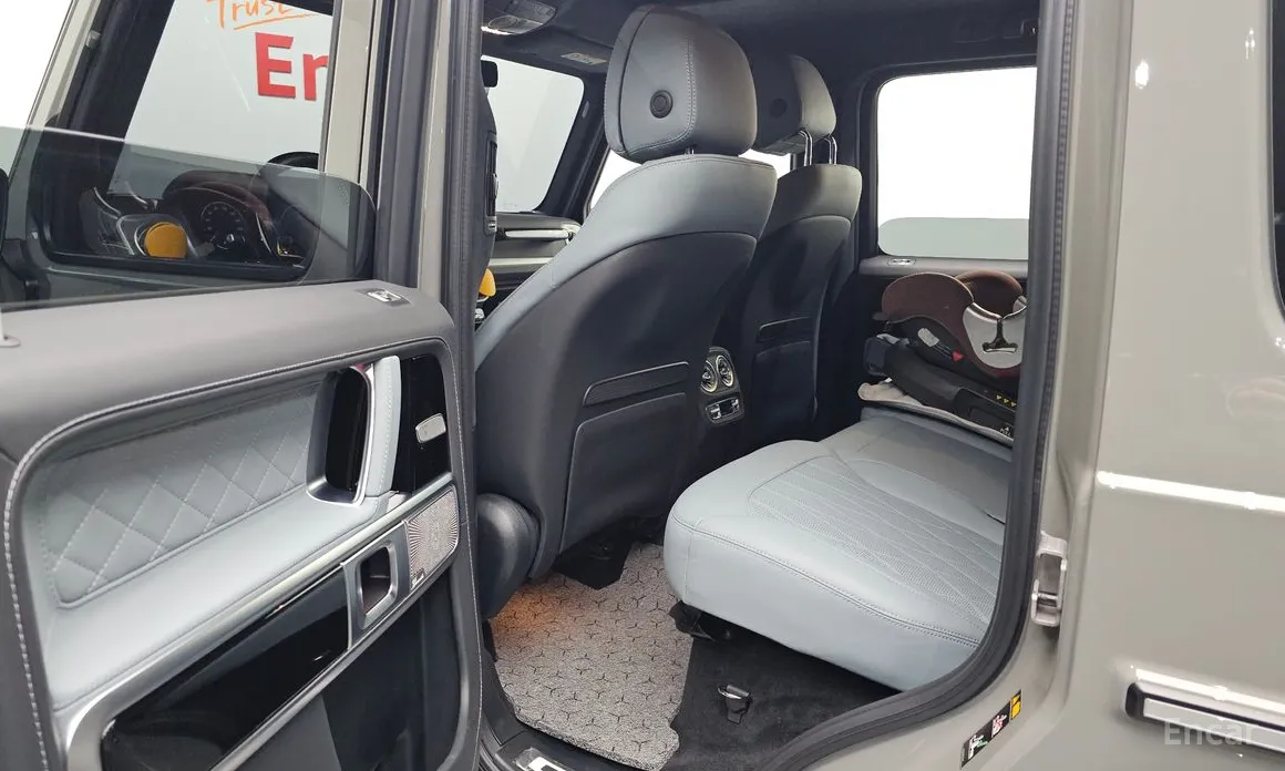Mercedes-Benz G-Class 2024 G450d Manufaktur