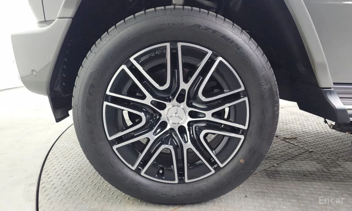 Mercedes-Benz G-Class 2024 G450d Manufaktur