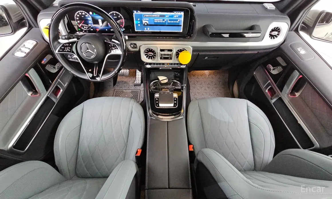 Mercedes-Benz G-Class 2024 G450d Manufaktur