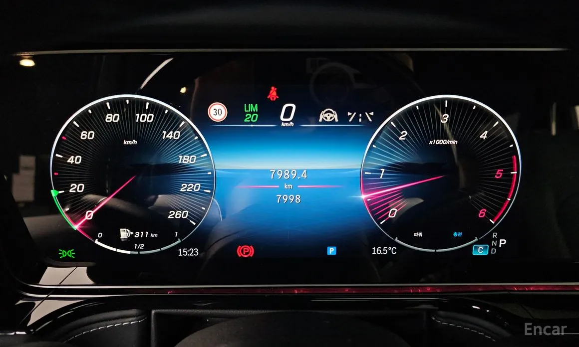 Mercedes-Benz G-Class 2024 G450d Manufaktur
