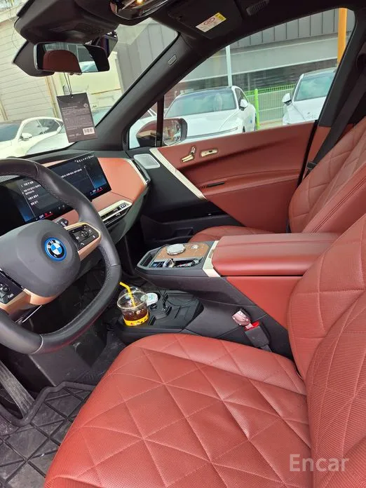 BMW iX 2021 xDrive50 Sports Plus