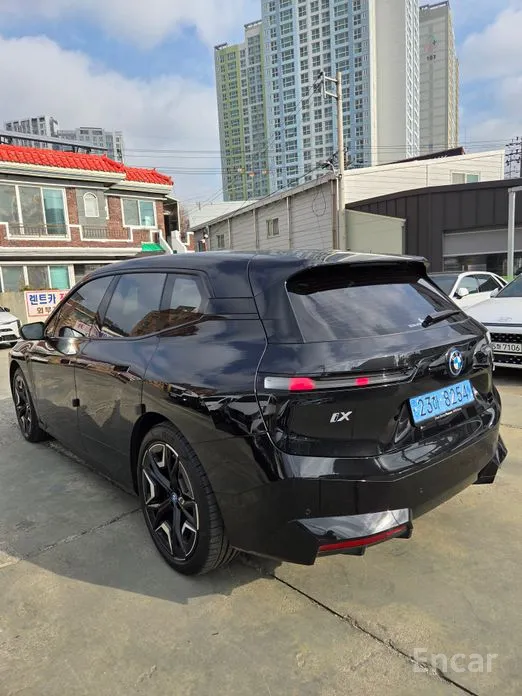 BMW iX 2021 xDrive50 Sports Plus