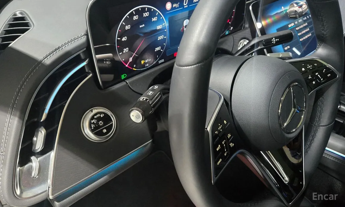 Mercedes-Benz E-Class 2024 E200 Avantgarde