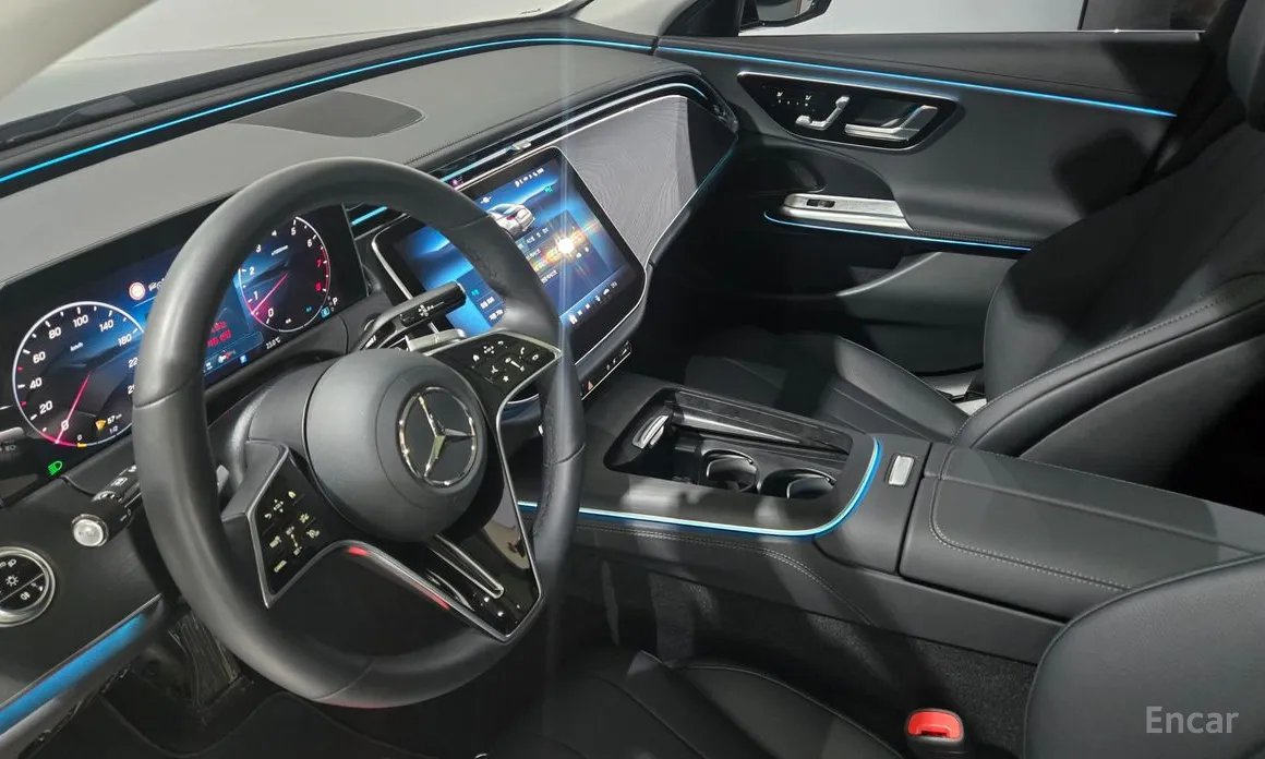 Mercedes-Benz E-Class 2024 E200 Avantgarde