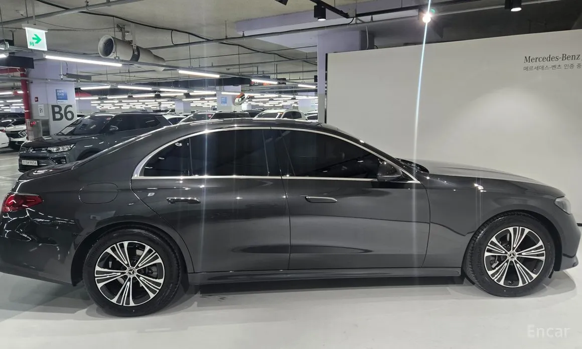 Mercedes-Benz E-Class 2024 E200 Avantgarde