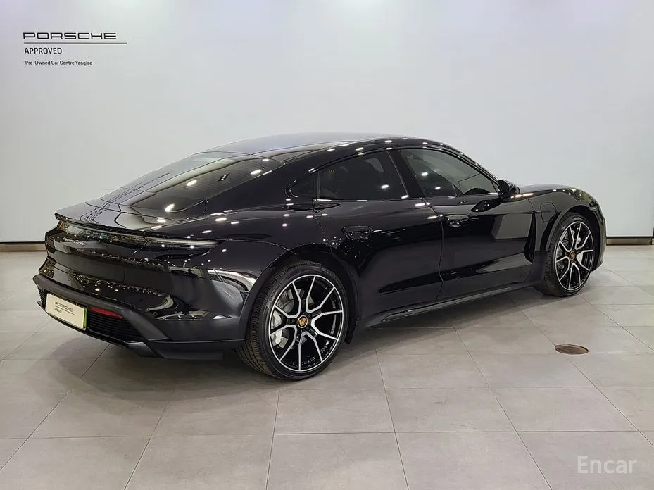 2020 Porsche Taycan