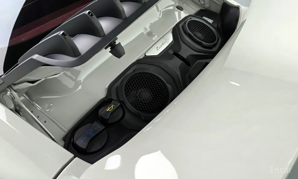 Porsche 911 2019 Turbo S