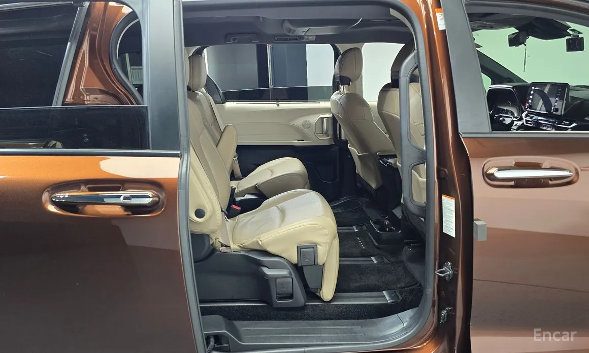 Toyota Sienna 2020 2.5 Hybrid 2WD