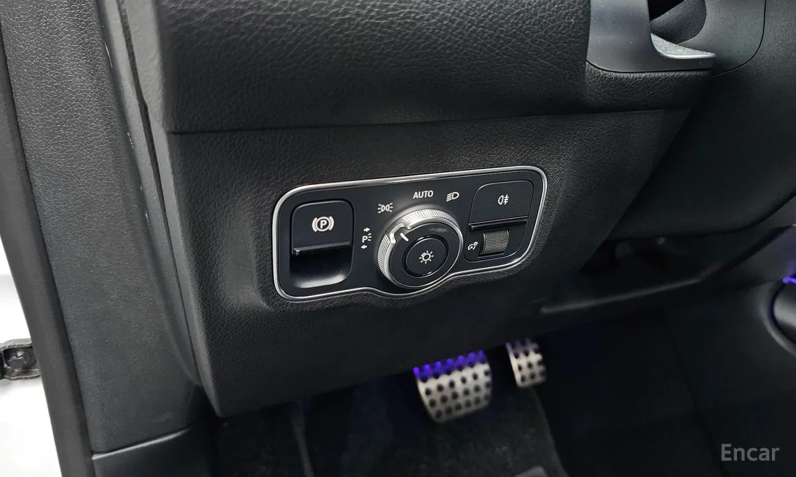 Mercedes-Benz GLB-Class 2020 GLB250 4MATIC