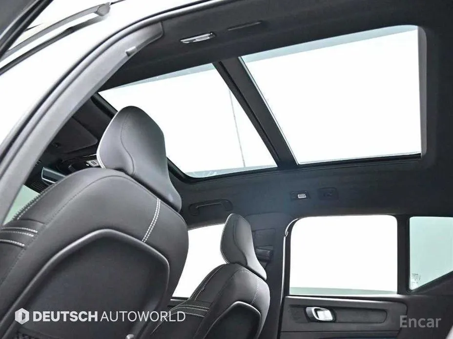 Volvo XC40 2022 Twin