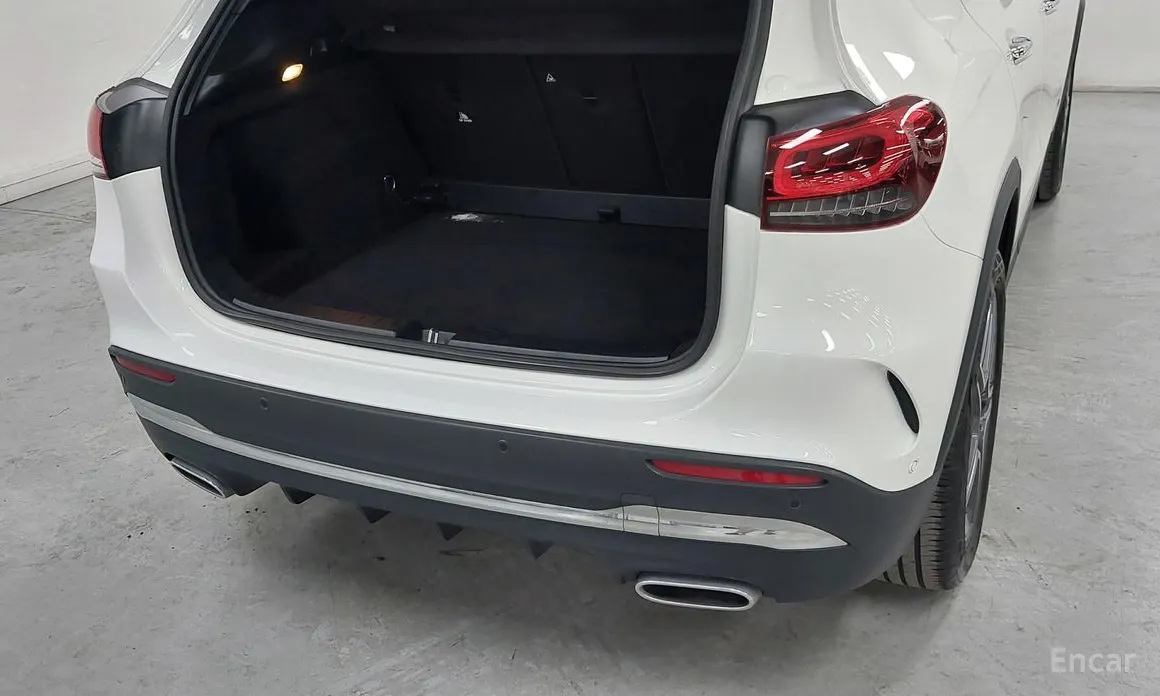 Mercedes-Benz GLA-Class 2020 GLA250 4MATIC