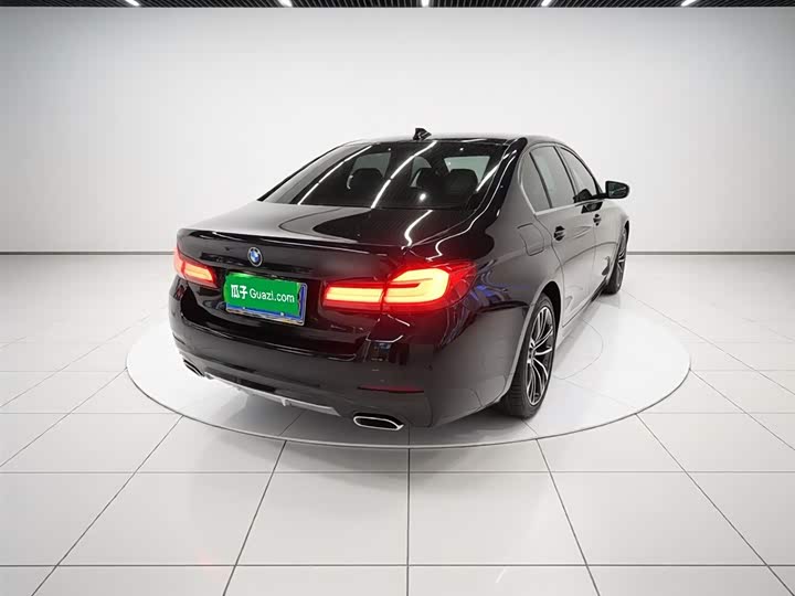 Фото 7 - BMW 5 Series
