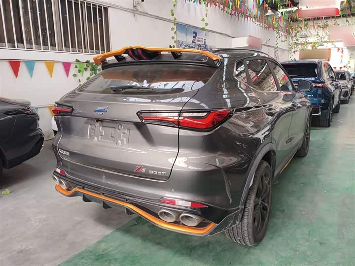 Changan Oshan X5 2022 2022款 运动版 1.5T DCT飓风音速