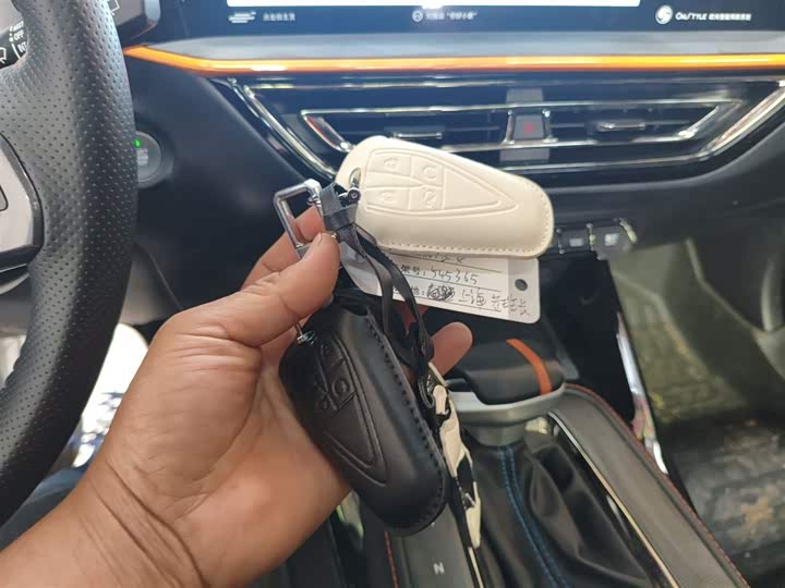 Changan Oshan X5 2022 2022款 运动版 1.5T DCT飓风音速