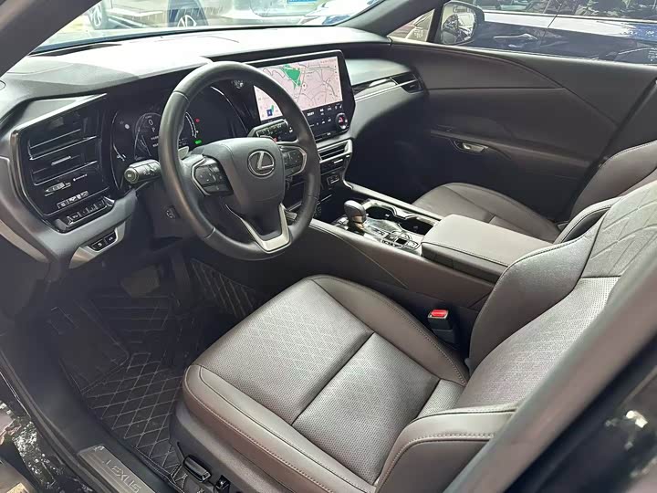 2025 Lexus RX Hybrid