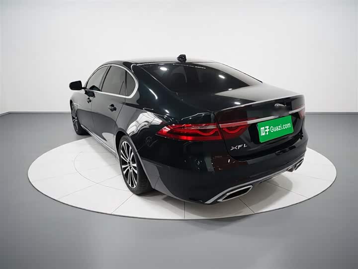 Фото 5 - Jaguar XF L