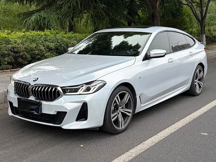 Фото 1 - BMW 6 Series GT