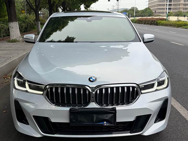 Фото 2 - BMW 6 Series GT