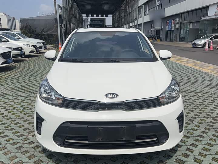 Kia Pegas 2020 2020款 改款 1.4L 自动舒适天窗版
