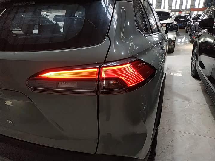 Фото 8 - Toyota Corolla Cross