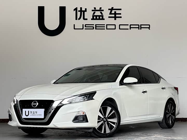 Photo 1 - Nissan Teana