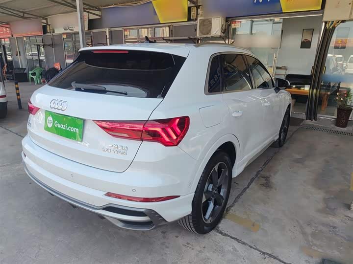 Zdjęcie 7 - Audi Q3