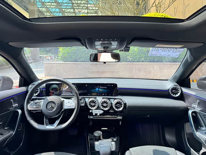 Фото 8 - Mercedes-Benz A-Class