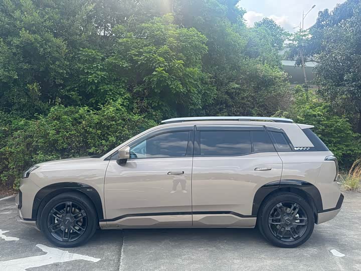 GAC Aion V 2025 2025款 埃安霸王龙 650 智享版