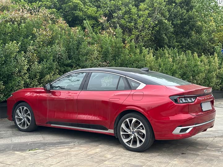 Фото 6 - Ford Mondeo