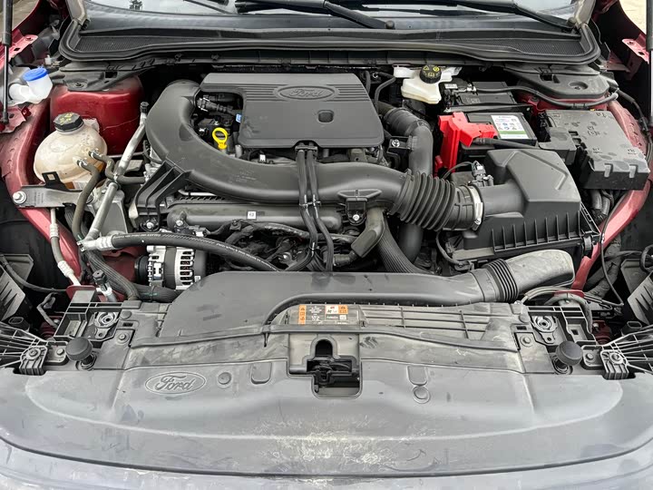 Фото 9 - Ford Mondeo